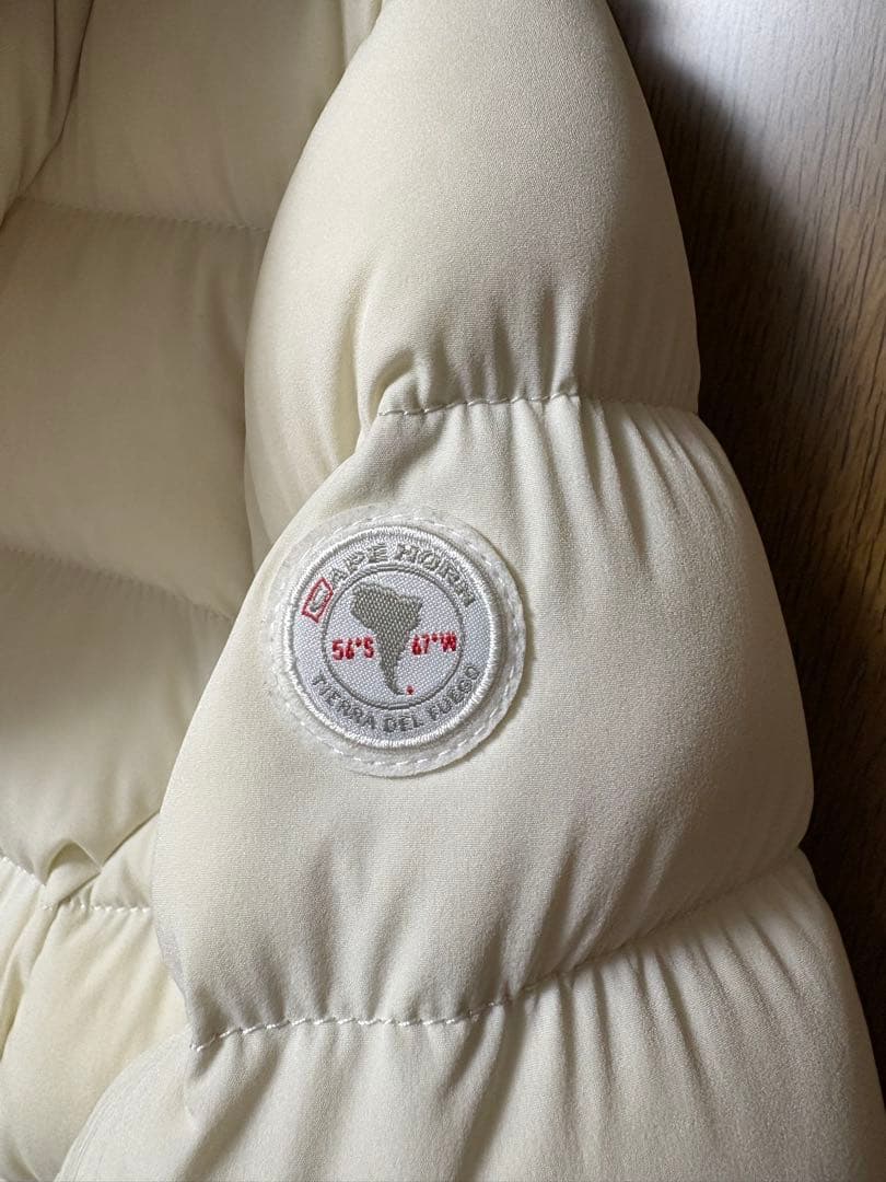 【美品】CAPE HORN ダウンジャケット　　　SANTACRUZ