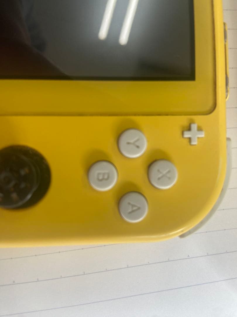 も*ば様 ［ジャンク品］Nintendo Switch Lite イエロー