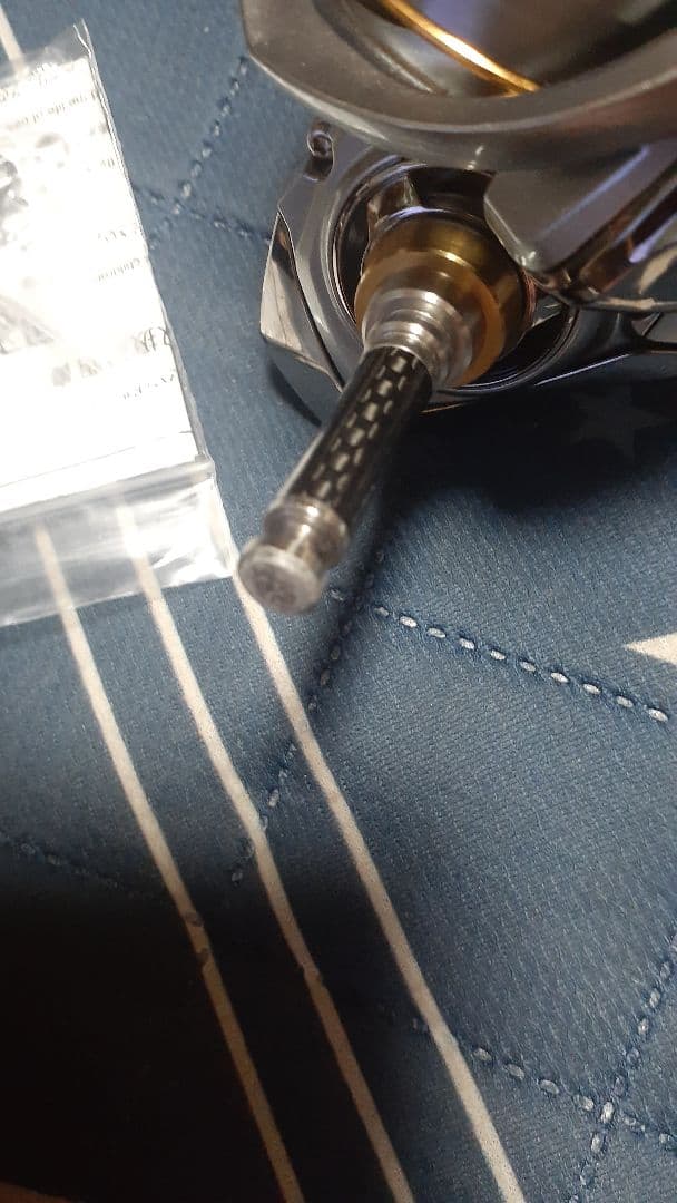 山*羊様 ダイワ18フリームスLT4000D－CXHラインローラーハンドルベアリ