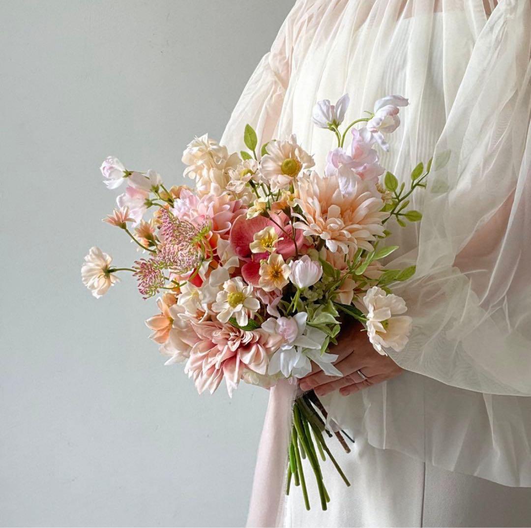 ブートニア付き！アーティフィシャルフラワーブーケ　ウェディングブーケ造花ブーケ