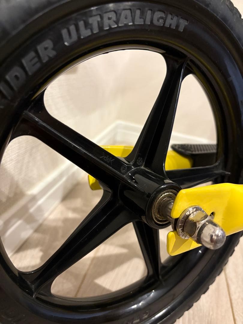 【人気色】STRIDER スポーツ 12インチ イエロー 日本正規品