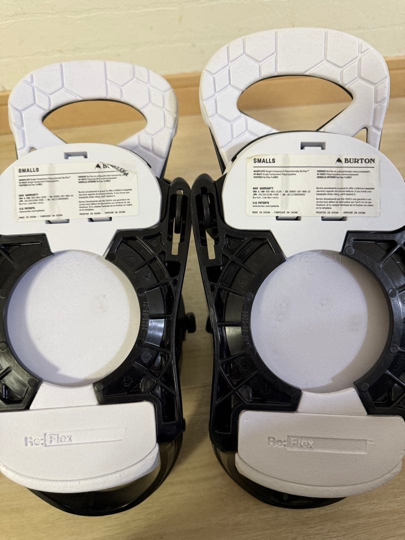 Burton Smalls Lサイズスノーボードビンディング ブラック/ホワイト