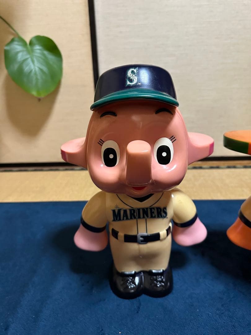 マリナーズ SATOちゃんキャラクター フィギュア 2体セット