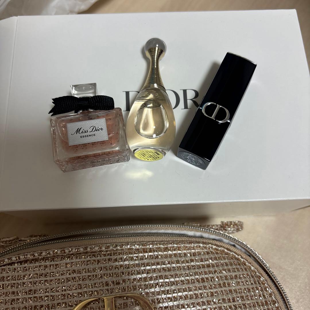 ディオール　クリスマス　オファー2025