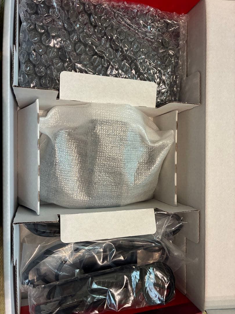 Nintendo Switch 本体 赤・緑 Joy-Con