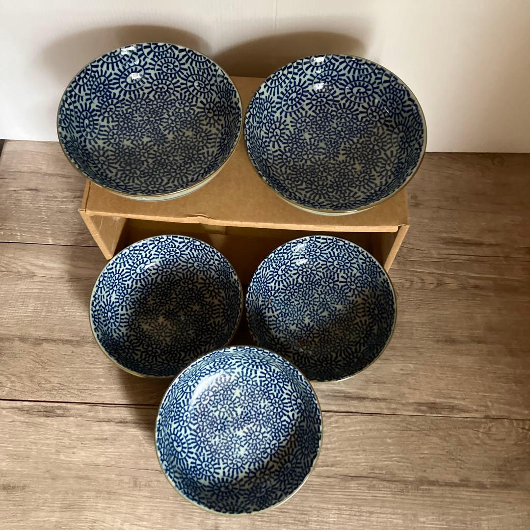 E-1 【喜泉】タコ唐草文様 小鉢 5客セット 青磁 染付 銘あり 和食器