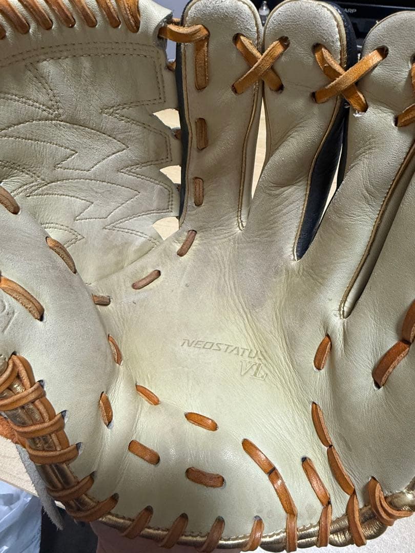 ZETT ネオステイタス 軟式 投手用 サイズ4