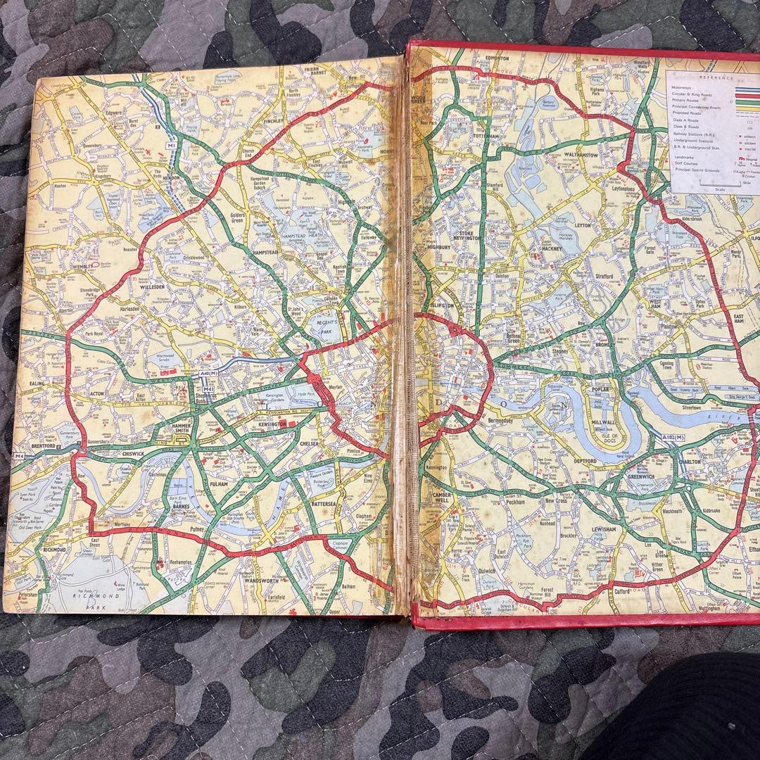 1973年Great Britain Road Atlas AA 洋書　地図
