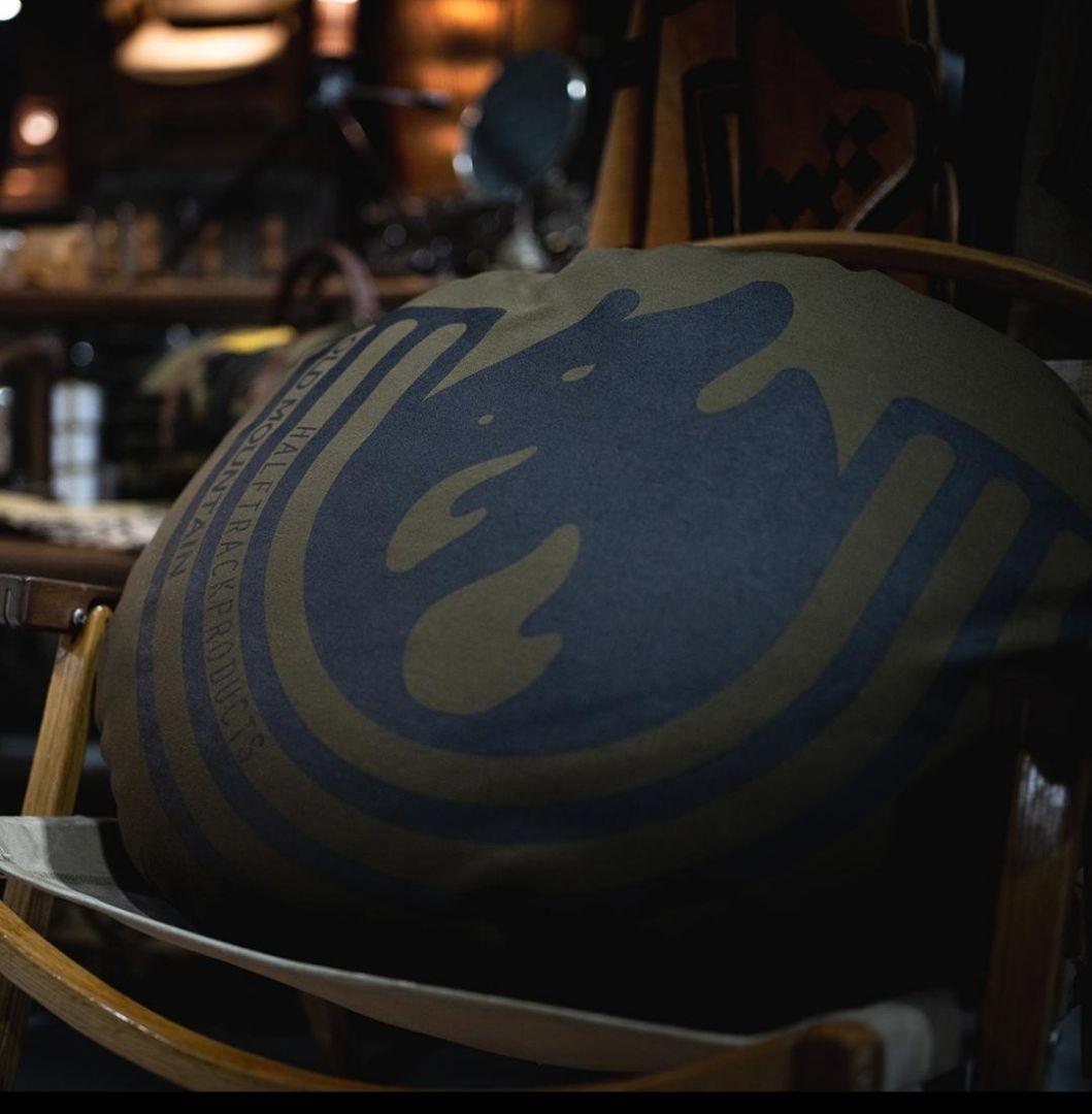 【新品セット】OLD MOUNTAINシュラフ900＋ノンスリープクッション70