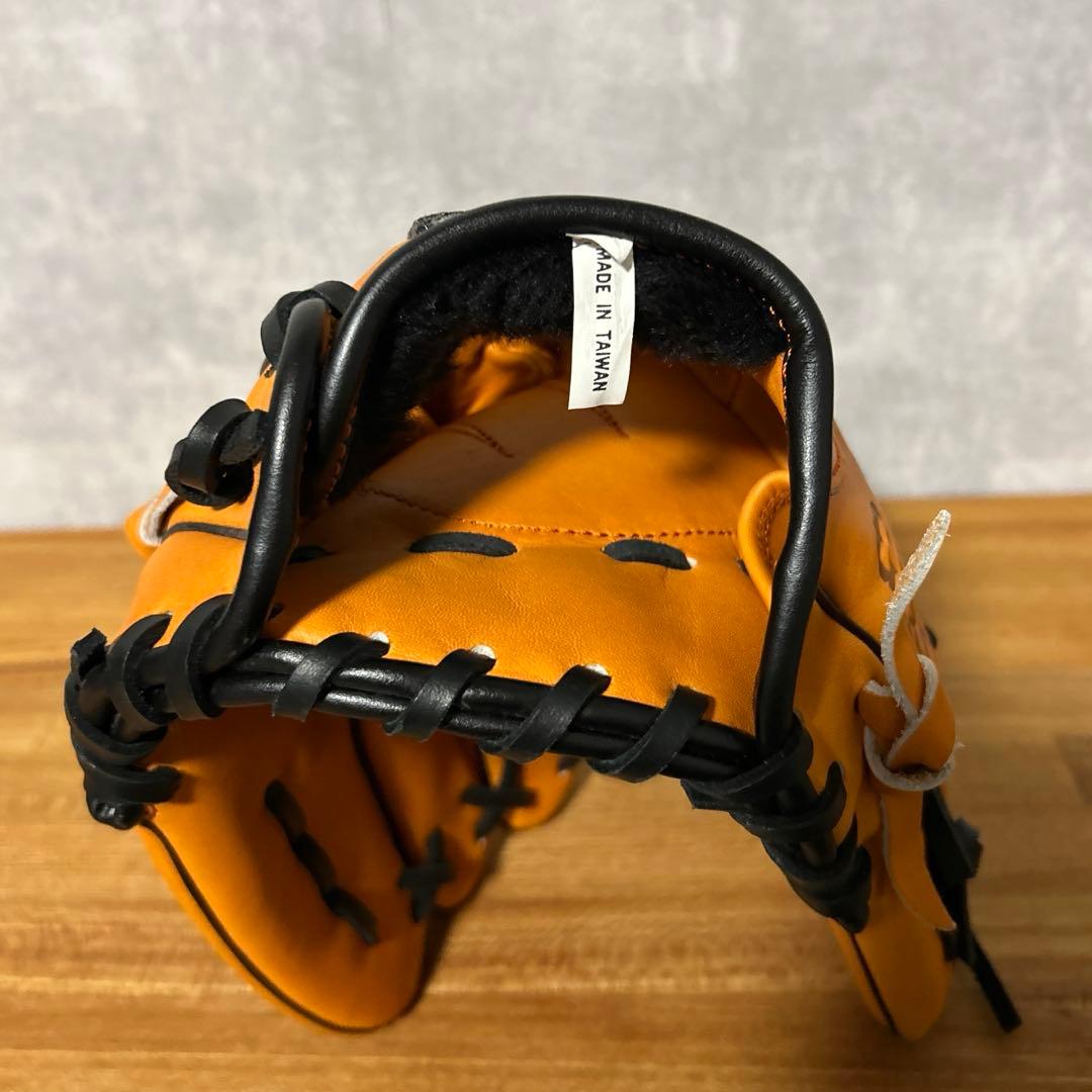 adidas GIANTS 軟式グローブ　内野手用