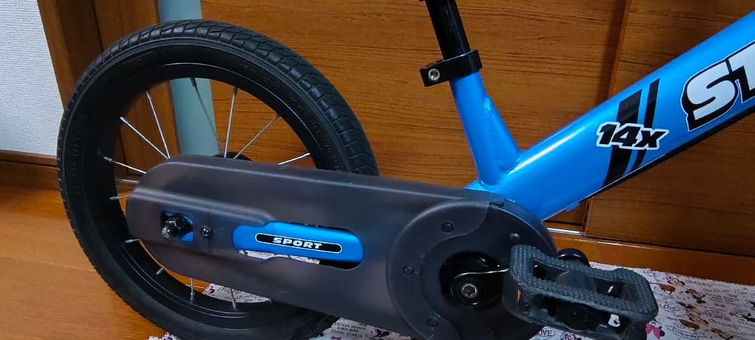 美品　STRIDER ストライダー　14X 　ブルー