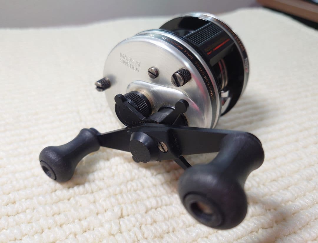 Abu Garcia アブガルシア ambassadeur 4600CB