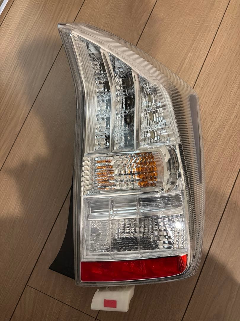 プリウス30系 テールランプ 左右セット 純正 美品
