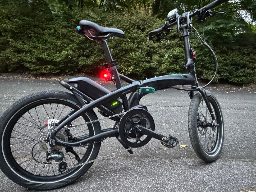 TERN《VektronS10》総走行距離90キロ《折畳電動自転車》《室内保管》