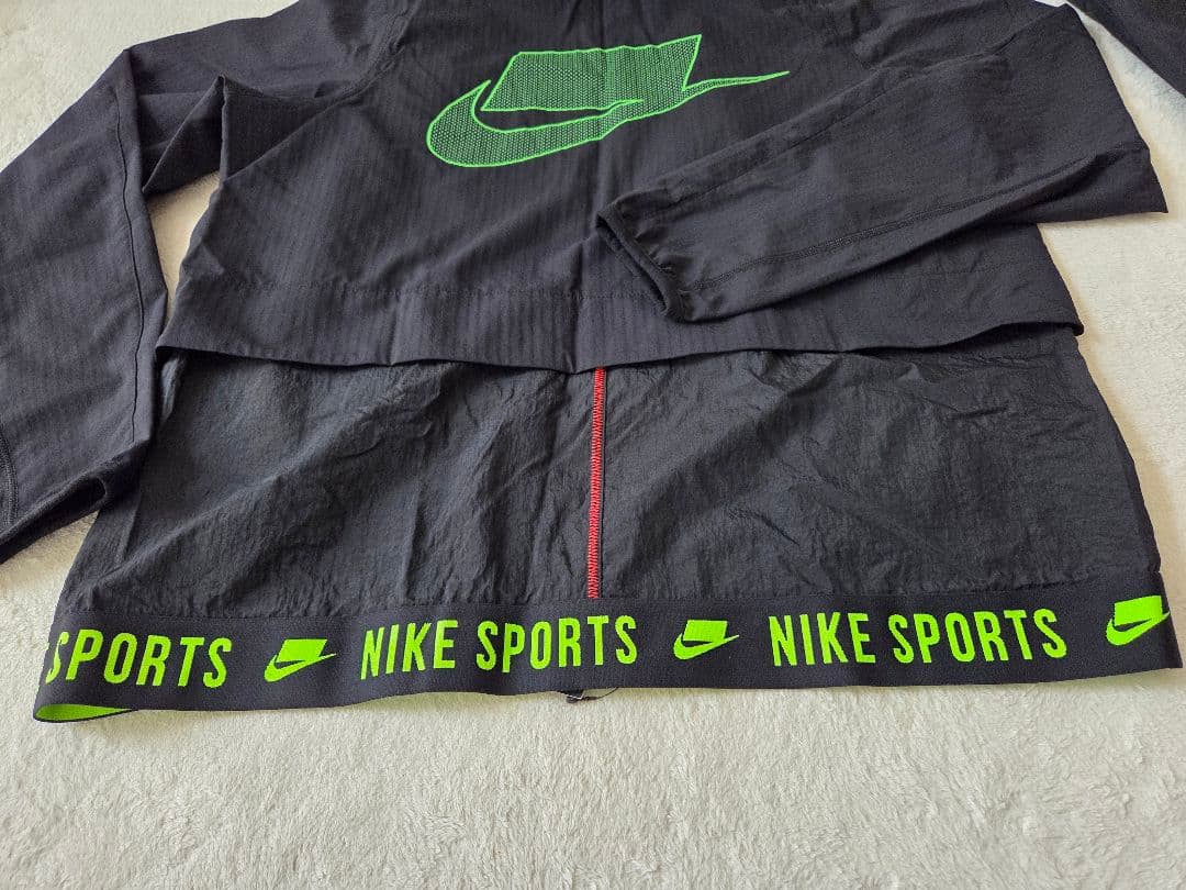 未使用・即購入可☆NIKEナイキ【 Lサイズ】セットアップ 上下セット ジャージ