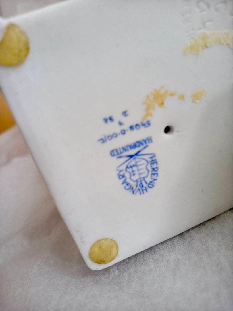 HEREND ヘレンド　民族衣装　陶器　人形　フィギュリン