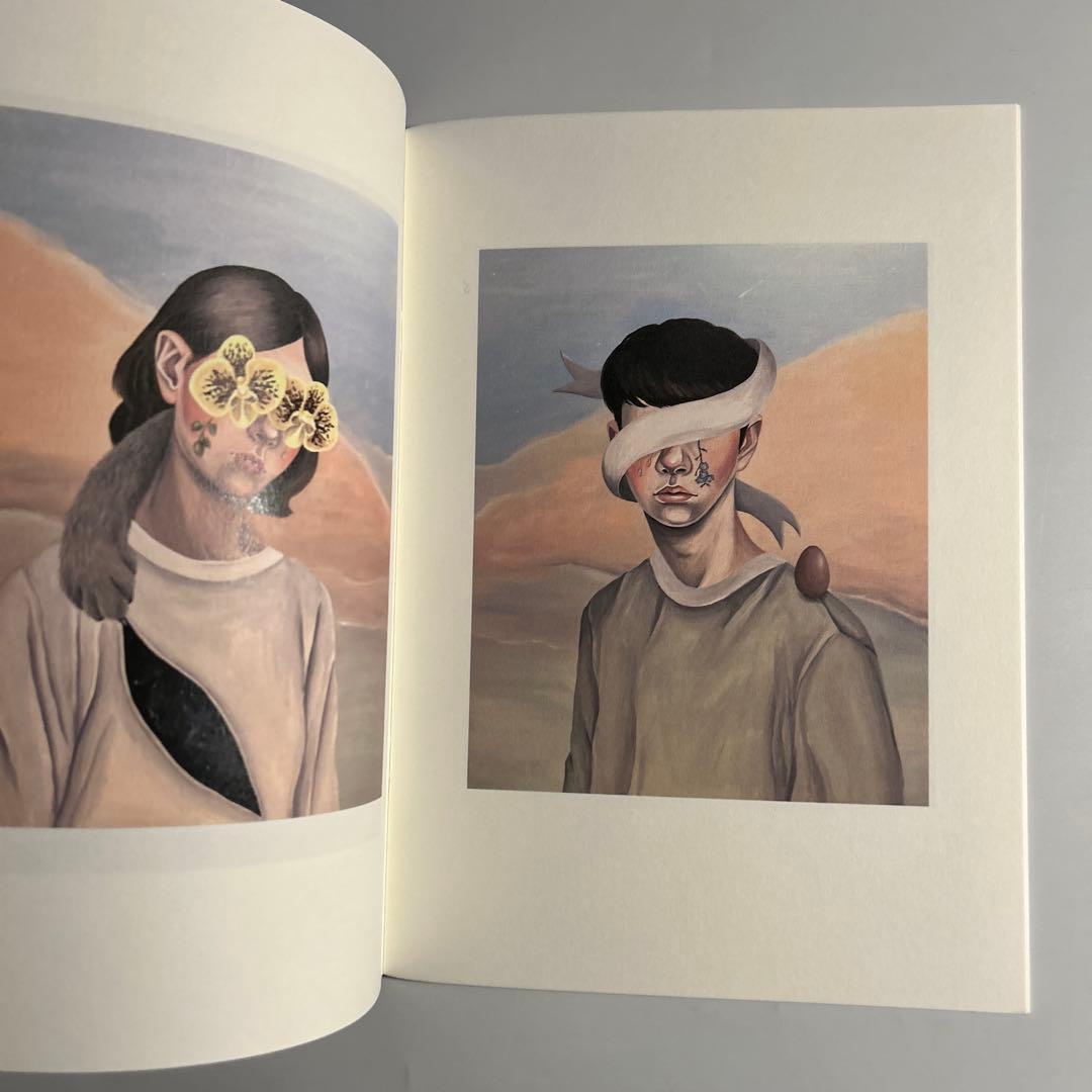 「榎本マリコ画集　I Saw A Rainbow At Midnight」