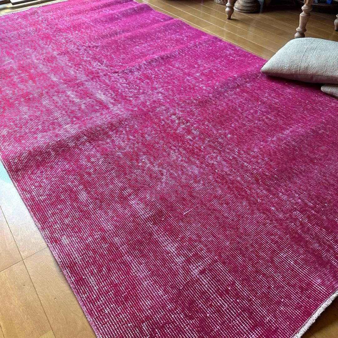 貴重106×205ビビッドピンクオーバーダイ　ワンカラー　トルコヴィンテージラグ