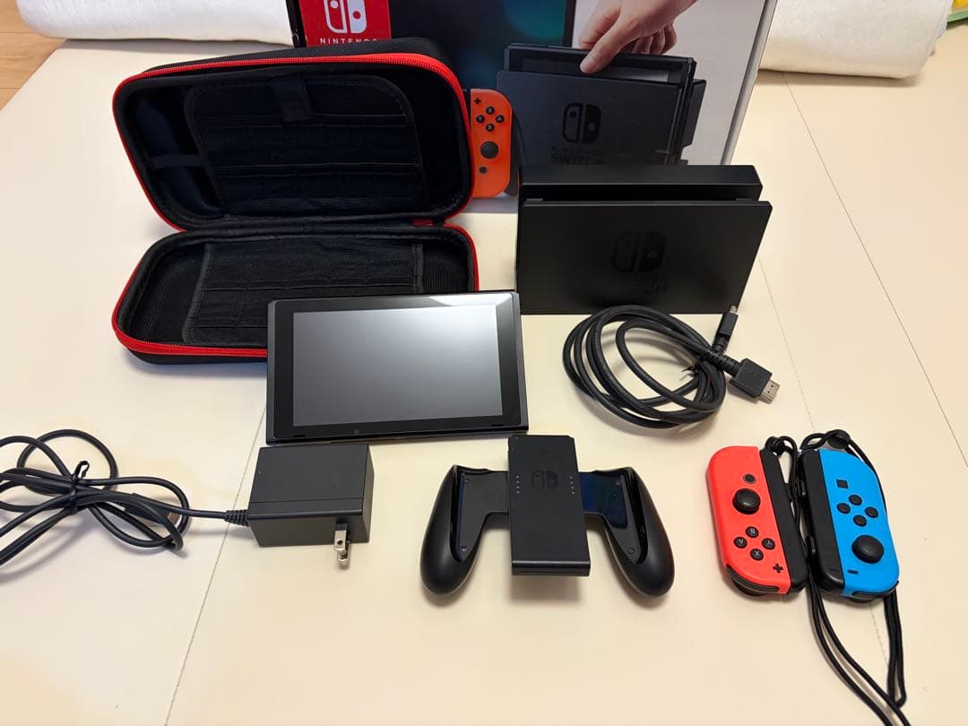 【動作確認済】Nintendo Switch 本体 赤・青 ジョイコン付き