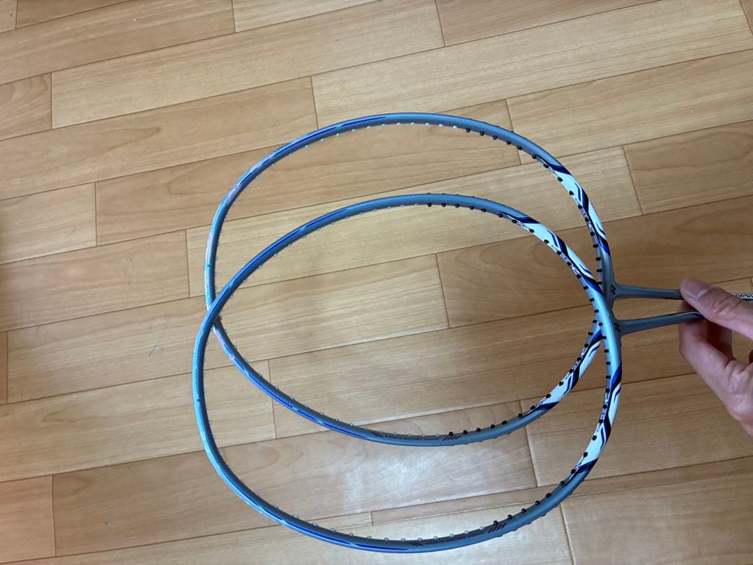 バドミントンラケット　NANORAY 250 2本セット
