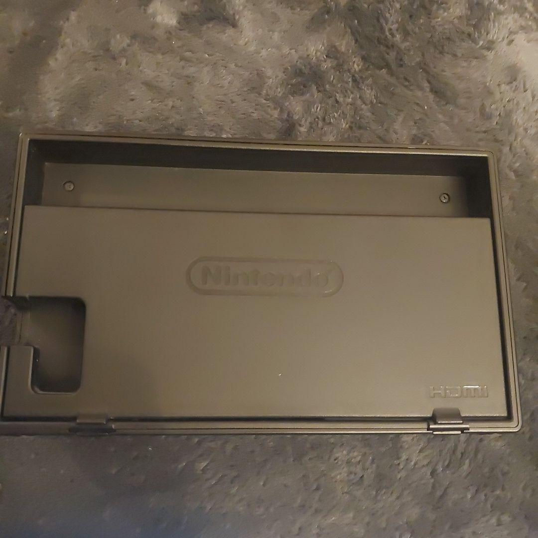 Nintendo Switch ホワイト/ブラック 本体テレビ出力ドック付き