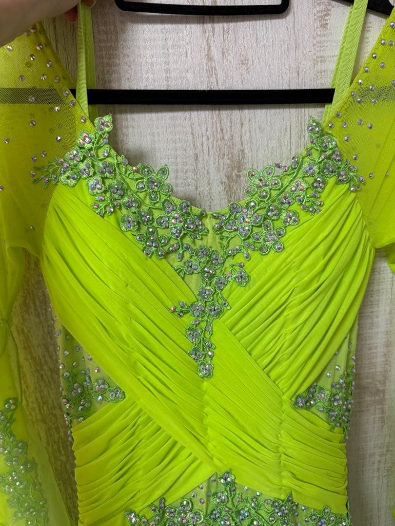 【美品】社交ダンス ドレス 黄緑