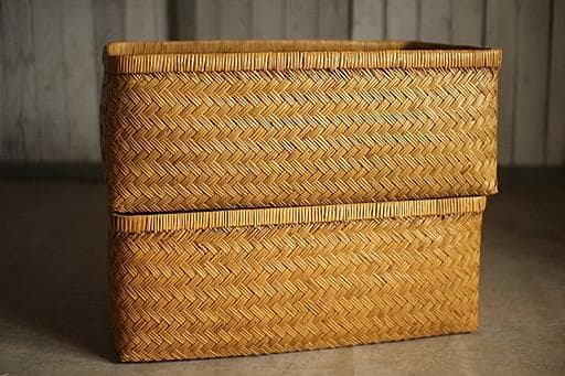 状態良く形の綺麗な古い竹編みの収納かご　行李　竹籠　篭　古道具