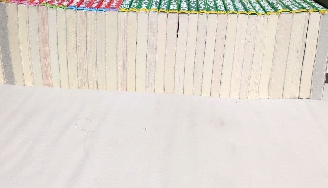 美品　　ドラえもんの学習シリーズ　　学校では教えてくれない　73冊