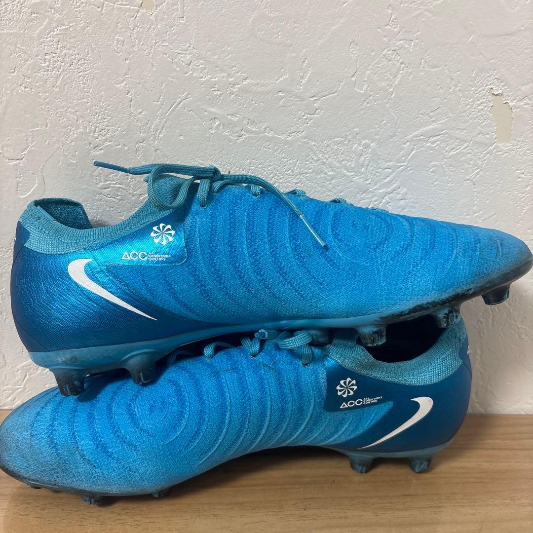 Nike サッカーシューズ・ファントムGX2