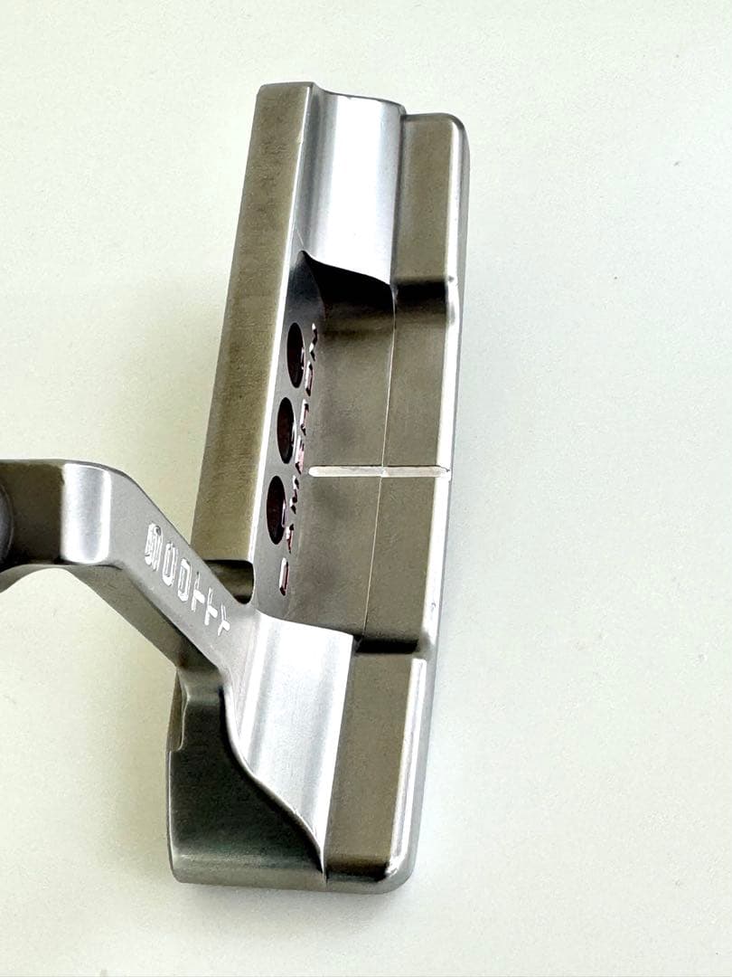 スコッティ キャメロン　ニューポート2 パイレーツカスタム　RH 33in