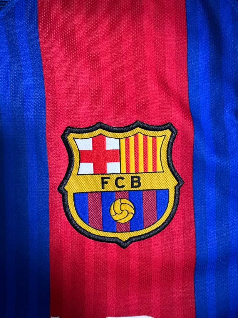 FC バルセロナ2016-17 ホームユニフォーム Sサイズ　正規品　ナイキ