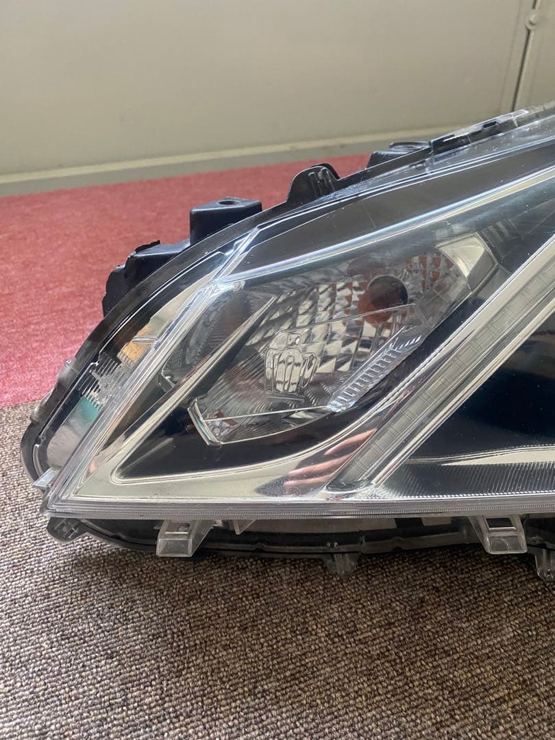 210系 クラウン ヘッドライト 左 AWS210 GRS210 ヘッドランプ