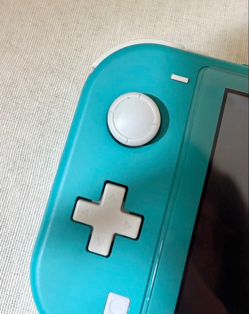【動作不良あり】Nintendo SwitchLight ターコイズ