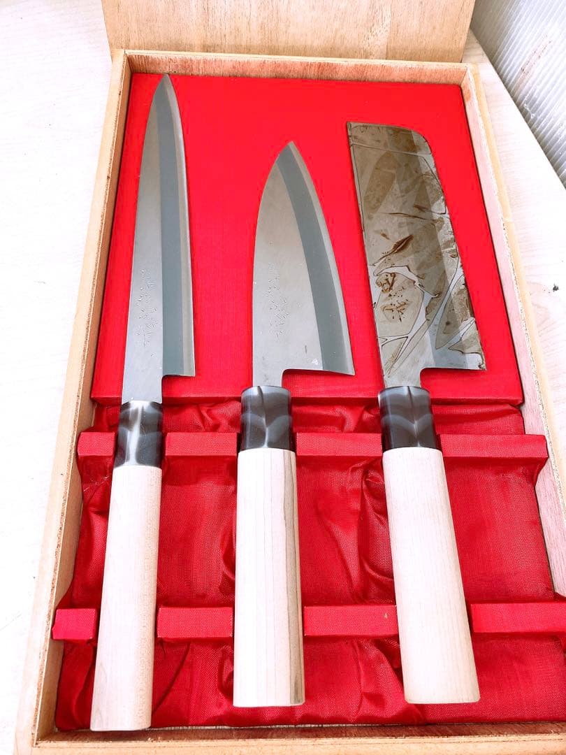 s*i様 ●箱入り包丁まとめ●万能包丁 ナイフセット 御料理包丁 料理バサミ 調