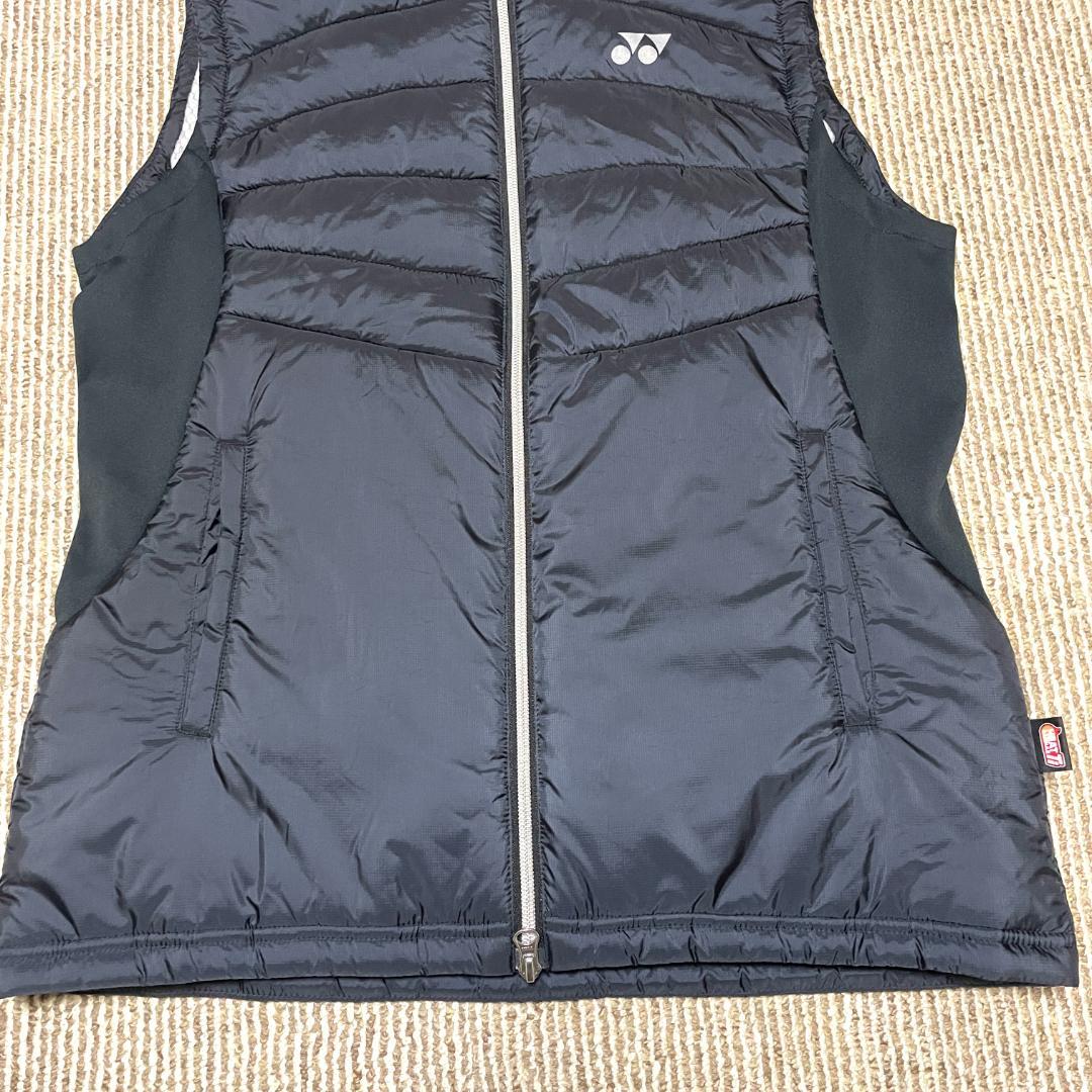 【フォロー割】 美品 ヨネックス レディース O 中綿ベスト YONEX フード