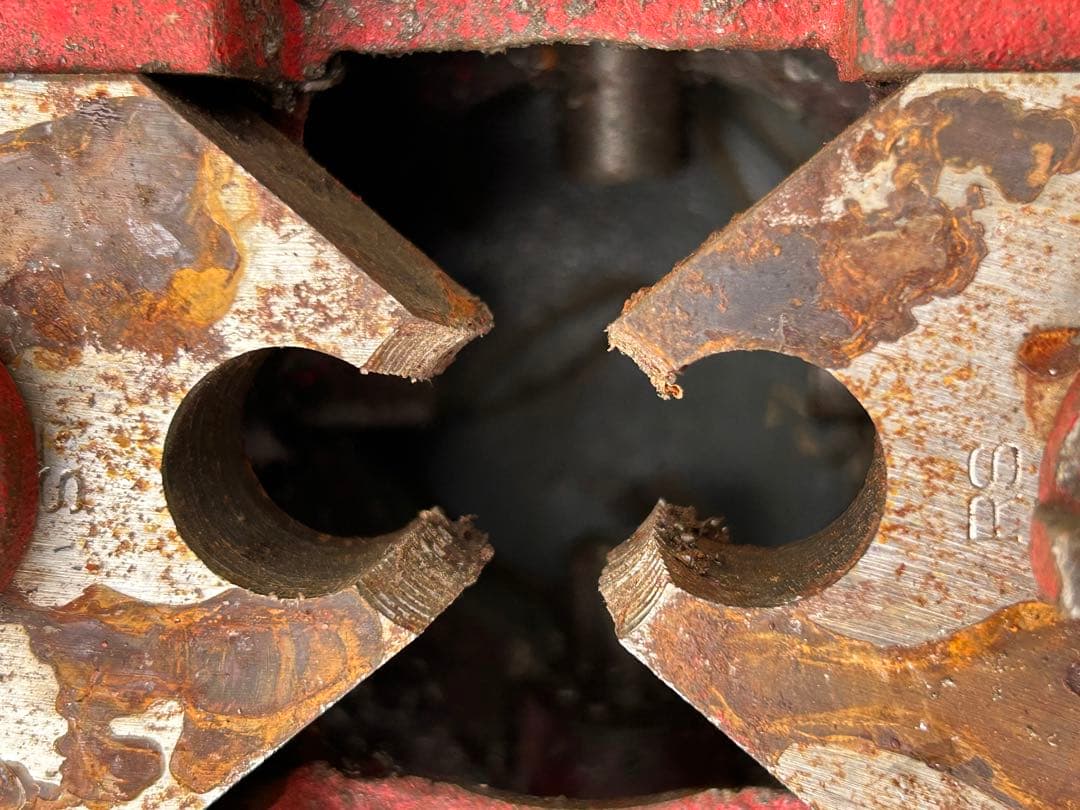 曽根工業 手動パイプねじ切り機 ケース付 SMS SRB NO.1 .1/2