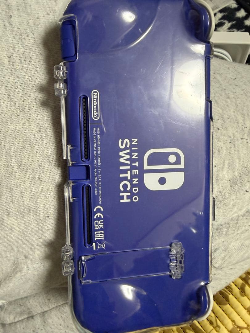 Nintendo Switch Lite パープル 本体のみ(ケース付き)