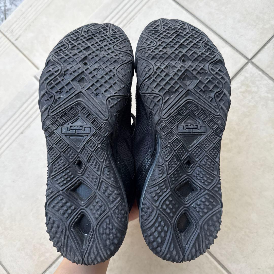 NIKE LEBRON 18 LOW トリプルブラック 26.5cm