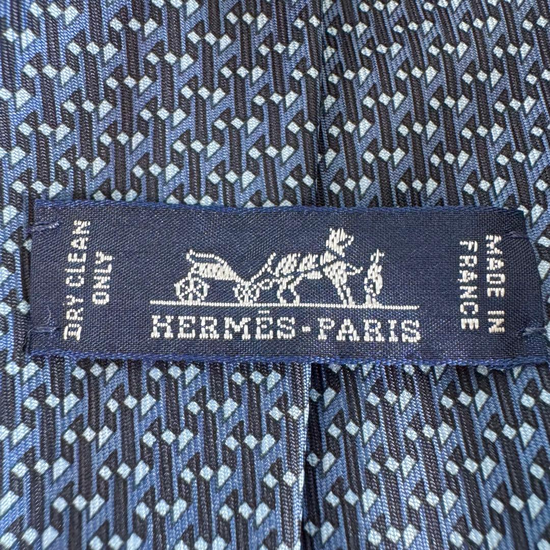 ✨美品✨　HERMES エルメス　ネクタイ　総柄　ロゴ　ブルー　青