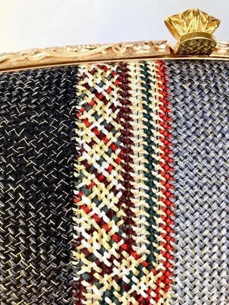 未使用美品 高級和装バック 格調高く彩文殊（あやもんじゅ）織物仕立て