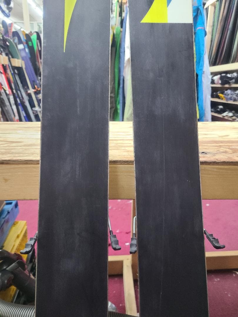 スキー 195cm  Gigawatt + S Duke 16