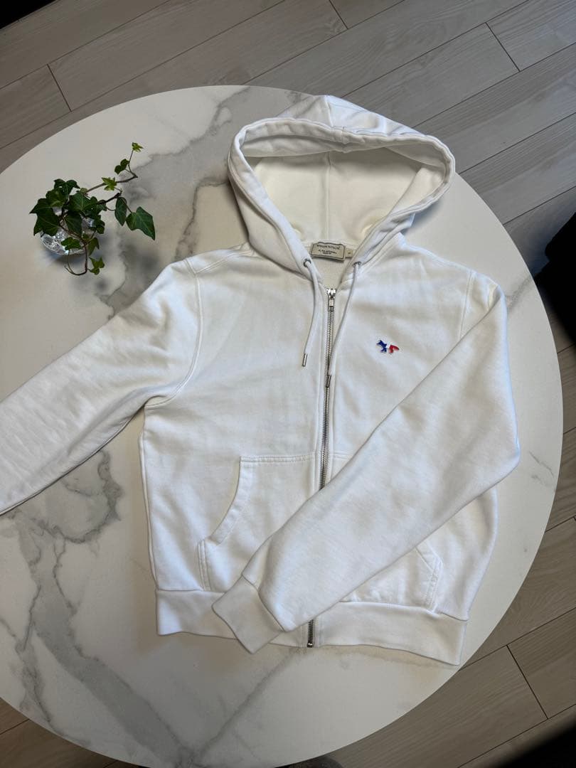 マ*ダ様 メゾンキツネ⭐︎高品質ホワイトパーカー⭐︎美品