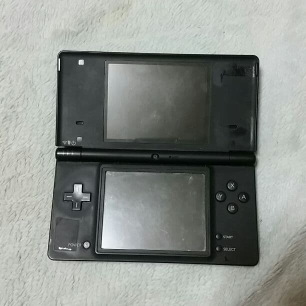 DSi  黒色