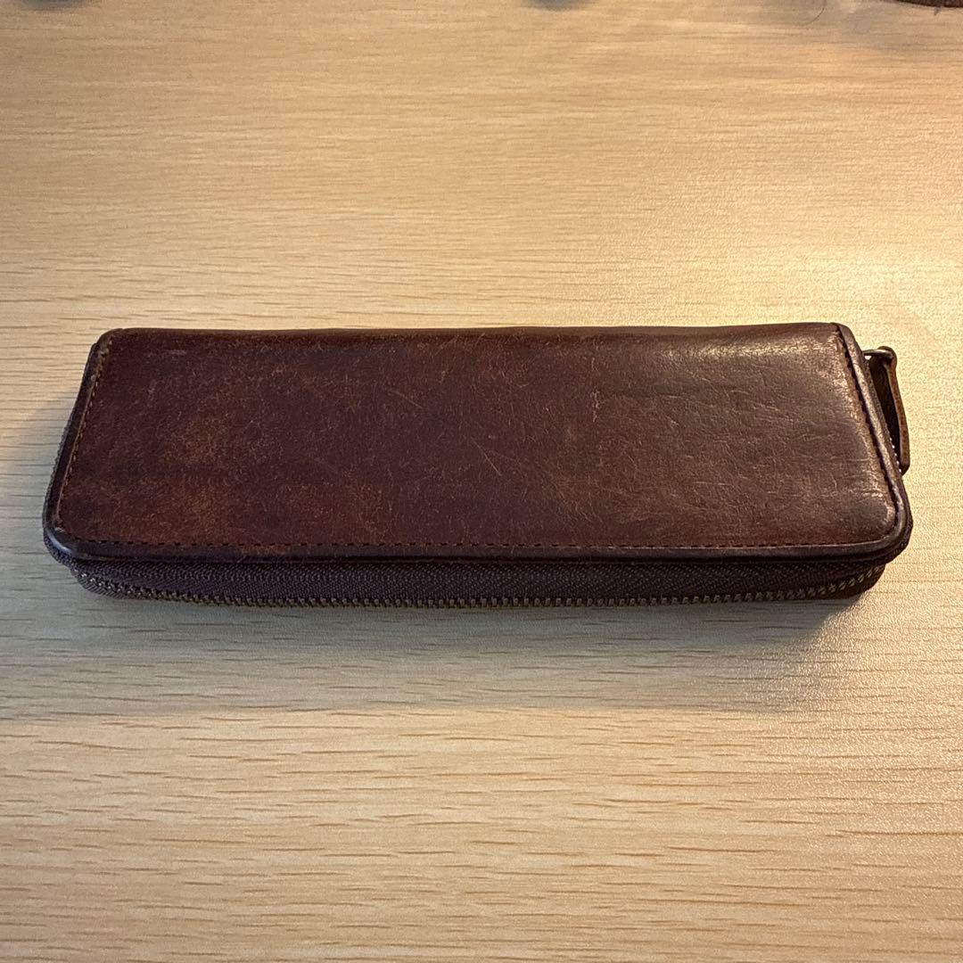sot プエブロレザーペンケース　ダークブラウン