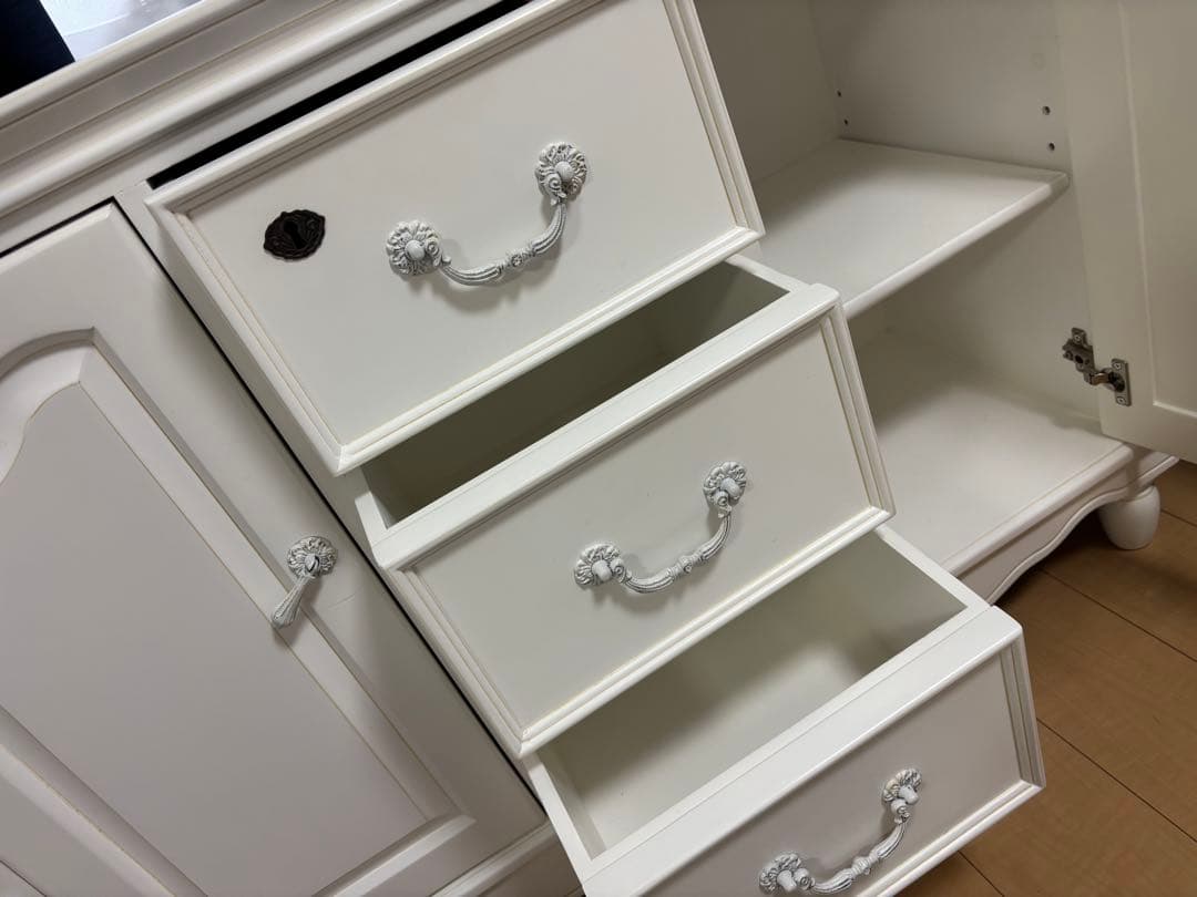 アンティーク調　キャビネット　ハンプトンII