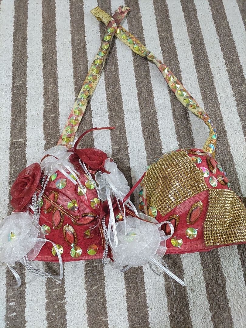 【新品】ベリーダンス　エジプト製　オリエンタル衣装