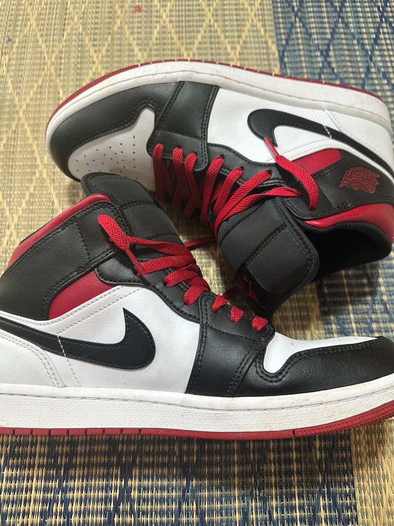 Nike Air Jordan 1 ミッド ジムレッド黒/白/赤