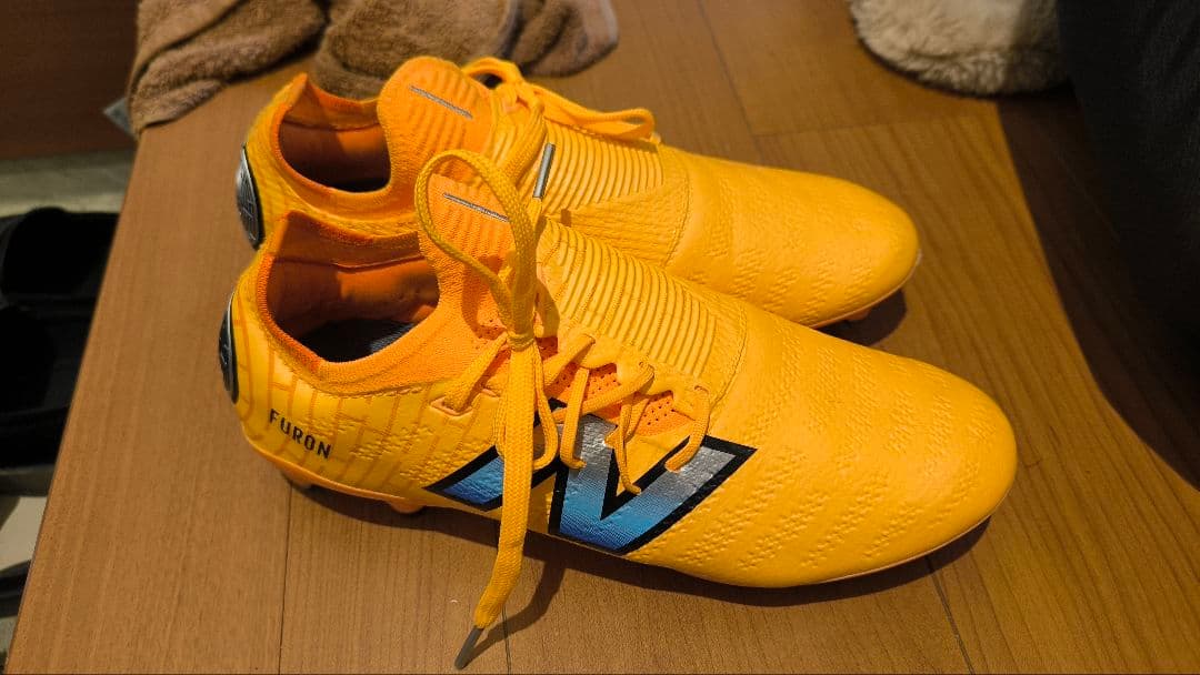 New Balance Furon サッカーシューズ