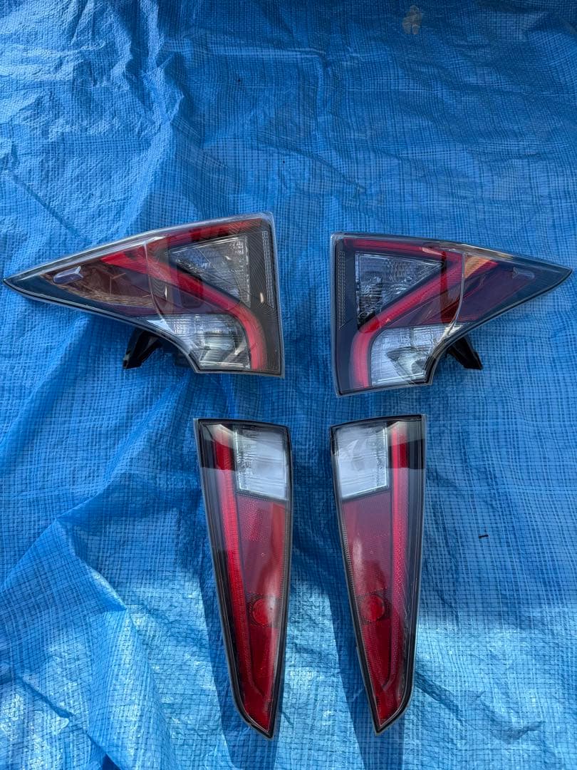 50プリウス テールランプ 寒冷地仕様