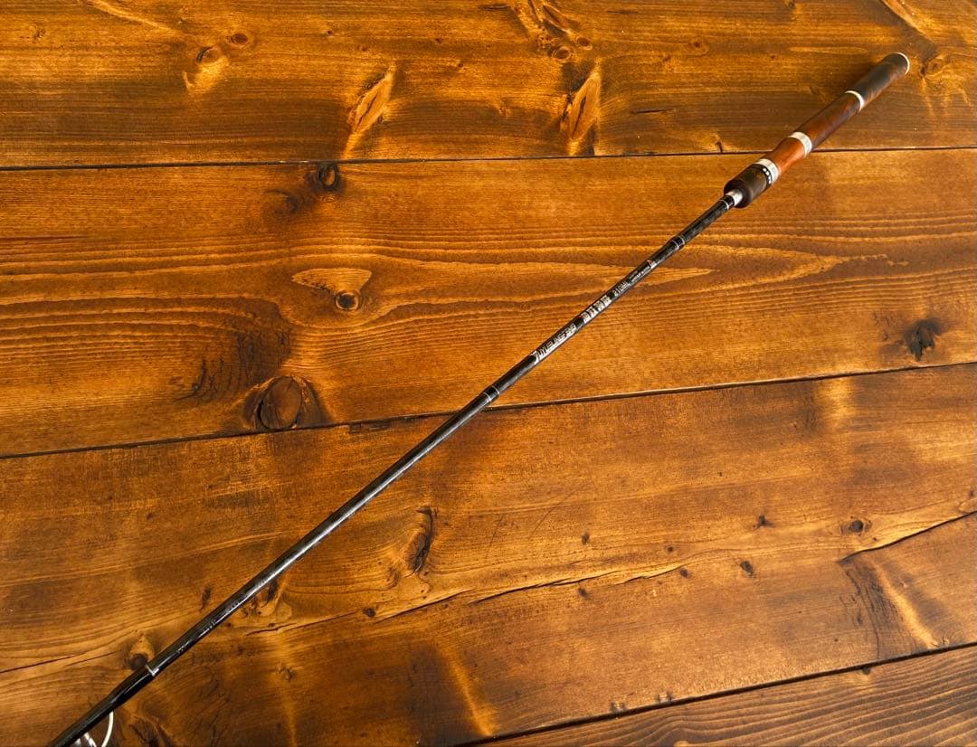 スピニングロッド　7ft ML バスロッド　バス釣り　トラウト　ウッドグリップ